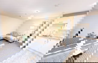 Photo 1 - Katrina Suite