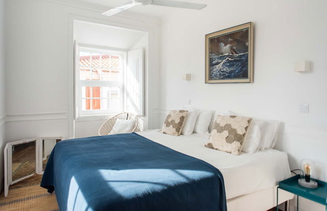 Central Ericeira Apartment With Lift - Photo 4