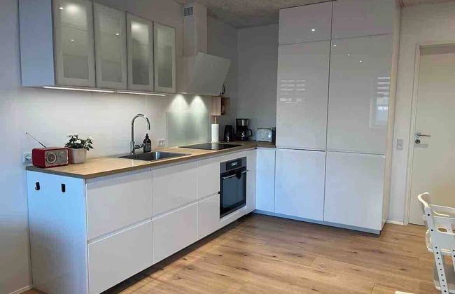 Cozy Ocean View Apartment in Hoyvík, Faroe Islands - Foto 9