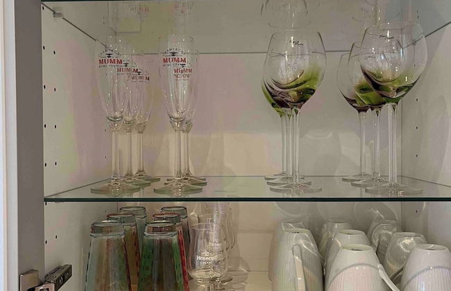 Cozy Ocean View Apartment in Hoyvík, Faroe Islands - Foto 10