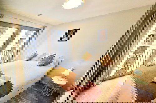 Photo 2 - Cozy one bedroom with convenient parking