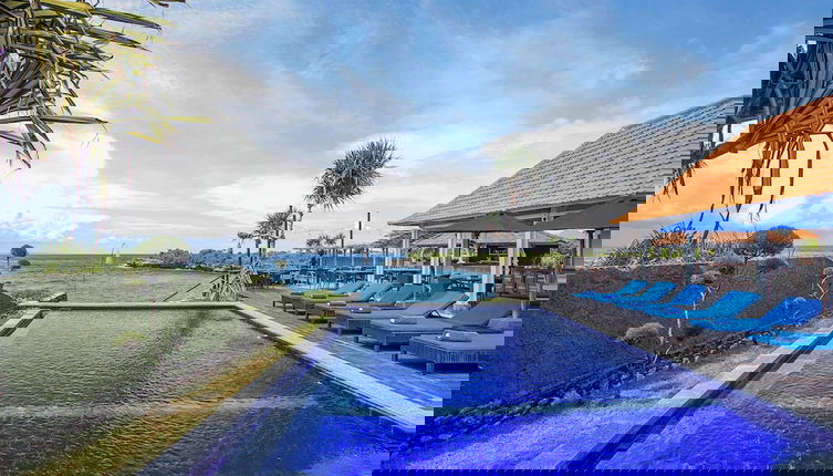 Foto 1 - Water Blow Huts
