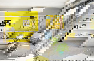 Foto 1 - Stylish Boutique Loft With Private Balcony
