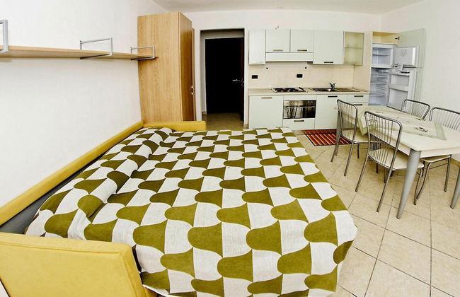 Apartment in Castellaro With Communal Pool-formerly TUI Ferienhaus - Foto 3