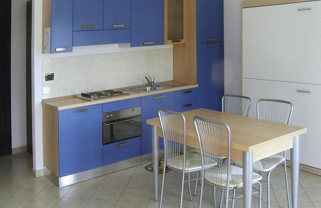 Apartment in Castellaro With Communal Pool-formerly TUI Ferienhaus - Foto 8