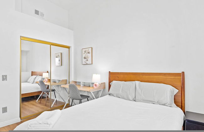 Spacious Retreat Near Iconic LA Sights - Foto 17