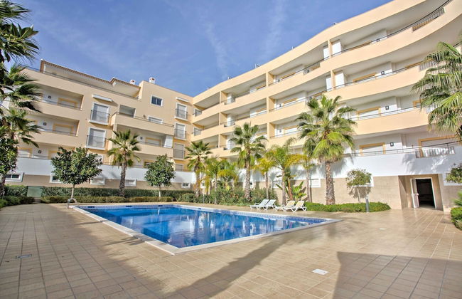 Lagos Palm Tree 1 With Pool by Homing - Photo 14