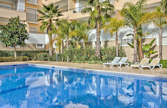 Lagos Palm Tree 1 With Pool by Homing - Photo 12