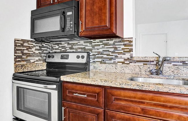 Waterfront Studio Hollywood Boardwalk Pool - Foto 3