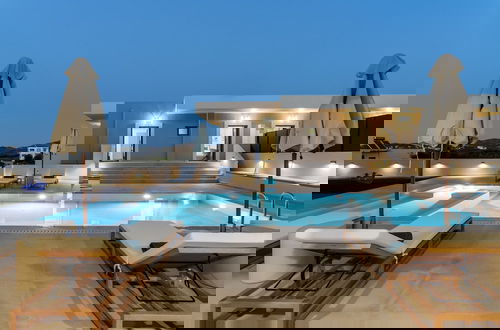 Foto 42 - Elysian Villa 2 - With Private Pool