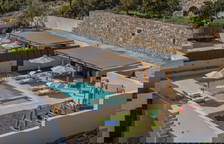 Foto 1 - Elysian Villa 2 - With Private Pool
