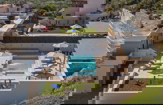 Foto 2 - Elysian Villa 2 - With Private Pool