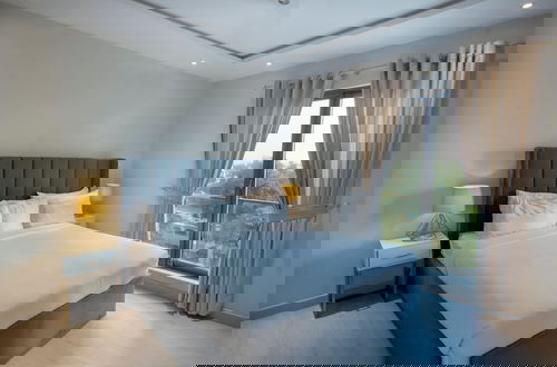 Photo 9 - The Opus Luxury Residences