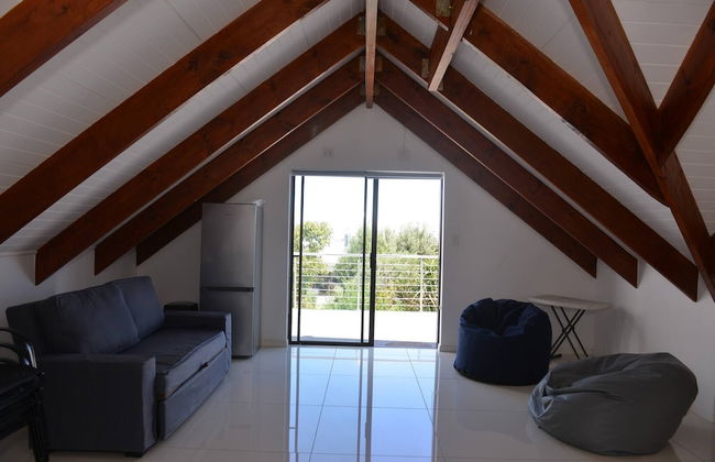Pelican Cove is a Modern 4-bedroom Holiday Home in Langebaan With Some Sea Views - Photo 7