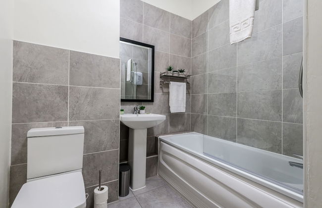 Host Stay Catharine Quarters - Photo 19