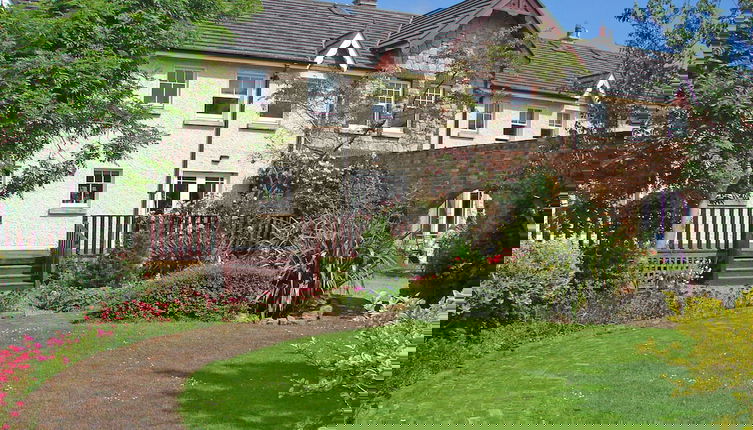 Photo 1 - Courtyard HC No 8