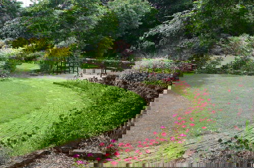 Photo 12 - Courtyard HC No 8