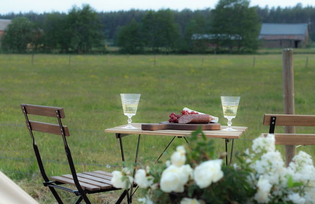 Mickels bondgårdsglamping - Foto 22