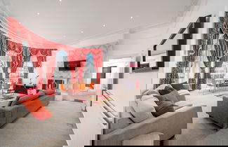 Foto 1 - Elegant 2bed by 02 Arena, Airport With Fast Wi-fi and Parking