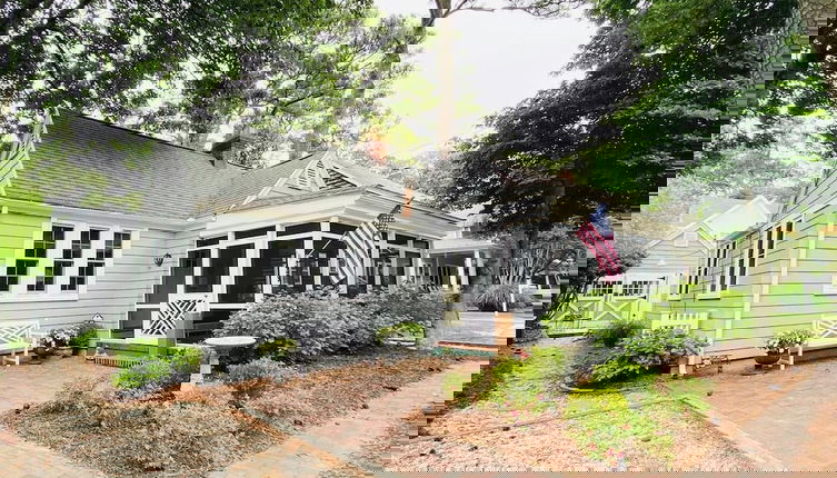 Photo 1 - Columbia Avenue 29