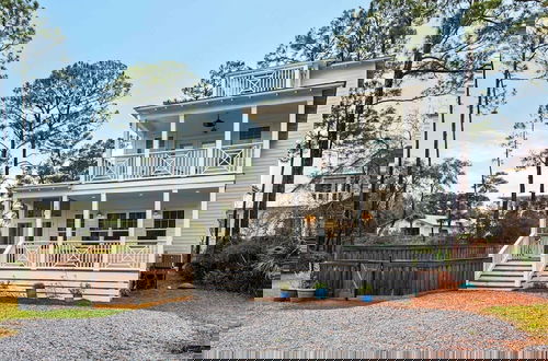 Foto 52 - Best of Both Worlds: Pool, Golf Cart, Nearby Attractions & Steps to Beach!