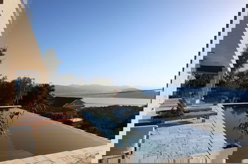 Foto 1 - ELKORINI VILLA
