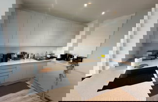 Foto 3 - Up to 40 Percent Off Old Trafford Modern Apartment