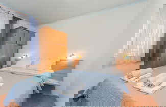 Foto 2 - Lopar Escape
