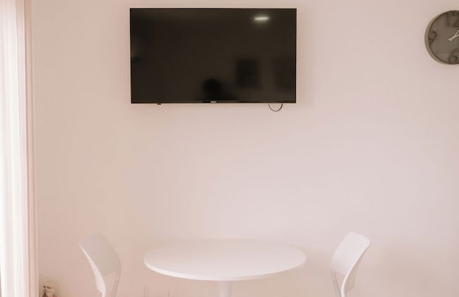 Chic & Cozy Metro Hideout - Foto 9