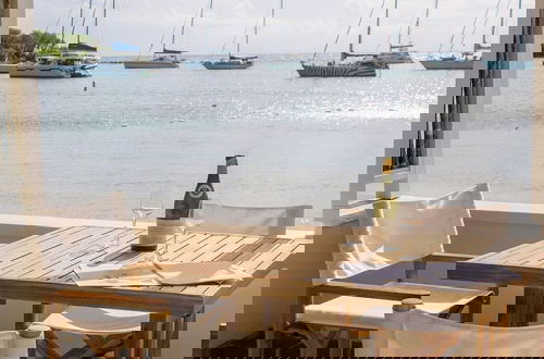 Photo 23 - Galleon Beach Resort