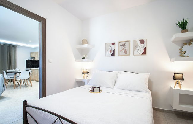SkyFrame Apartments - Foto 18