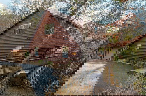 Foto 1 - Bear Hideaway Cozy 3BR Cabin