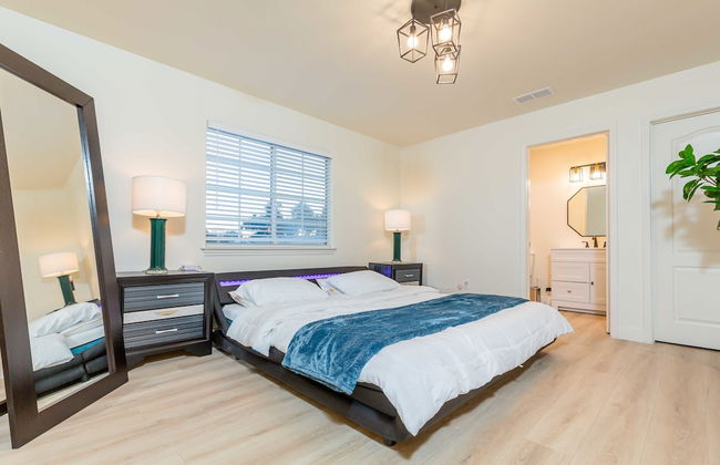 Elegant Pasadena Retreat Prime Comfort Awaits - Foto 10