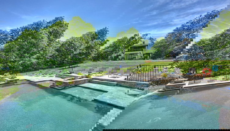 Foto 1 - Azalea Retreat - The Cottage by Avantstay Pool