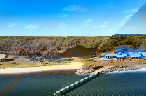 Foto 46 - Bay House by Avantstay Waterfront Pier Pond