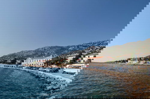 Photo 13 - Seafront Apartment Sanja