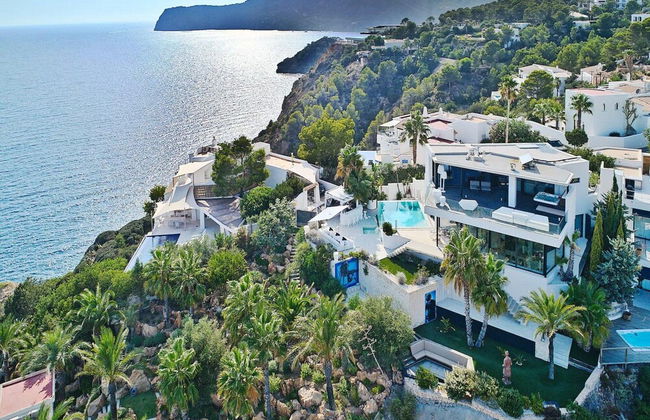Striking Villa With Terraced Garden - Foto 34