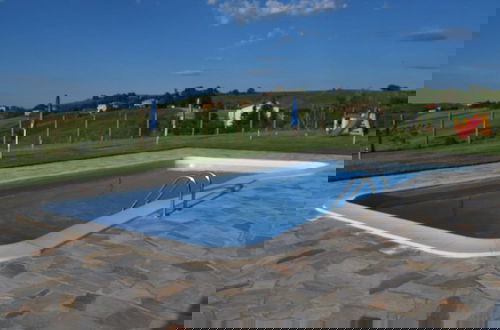 Foto 15 - Apartment With Shared Pool