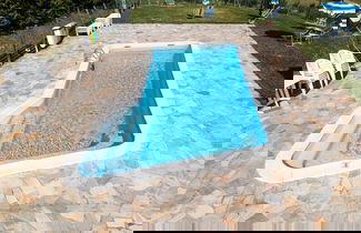 Foto 1 - Apartment With Shared Pool