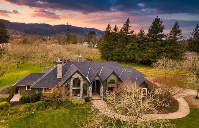 Wellington by Avantstay Secluded Wine Country Estate w Gorgeous Mtn Views - Foto 1