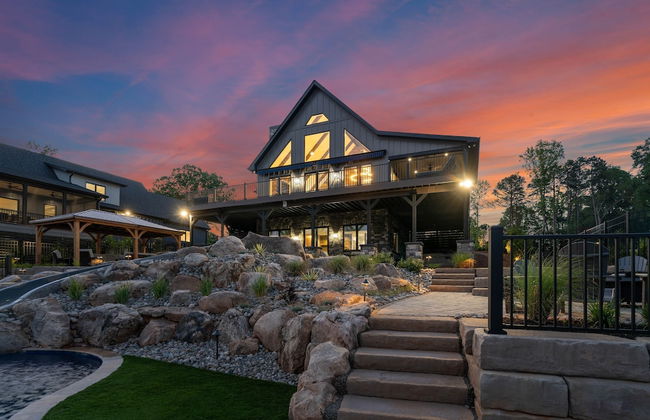 Gray Fox Lodge by Avantstay Waterslide Pool Theater Sleeps 23 - Foto 13