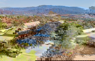 Foto 1 - Wine Country Retreat Gorgeous Views Minutes to Wineries