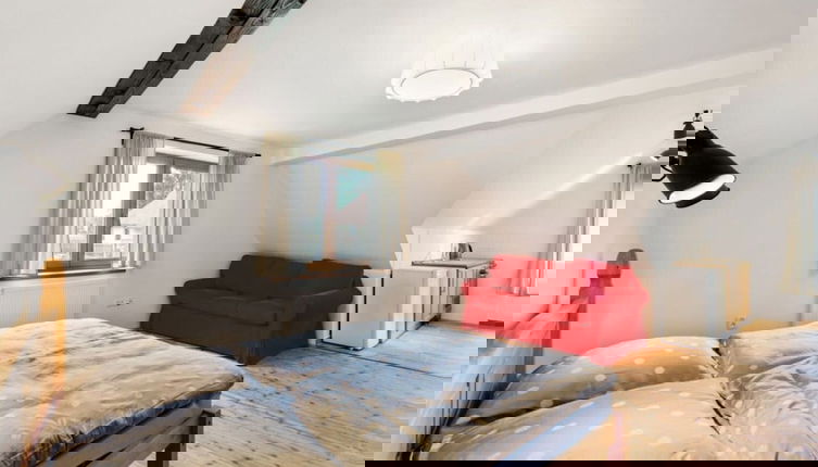 Foto 1 - Charming Villa With Internet