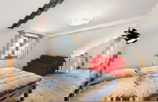 Foto 1 - Charming Villa With Internet
