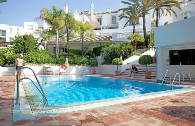 White Pearl Beach Elviria H1 - Photo 18
