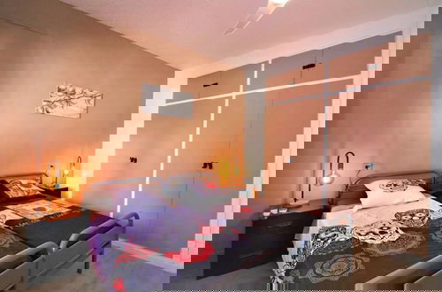 Foto 2 - Apartment With Scenic View