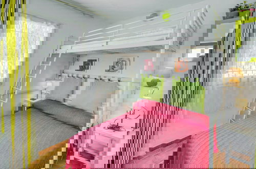 Foto 7 - Apartment With Furnished Terrace