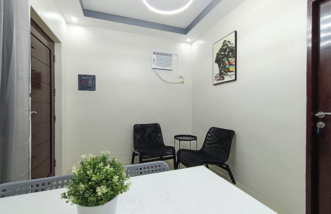 Manzil Anilao B&B Superior Bedroom U3 - Foto 13