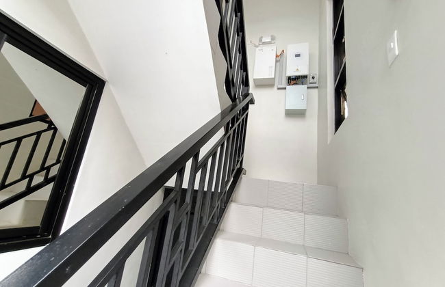Manzil Anilao B&B Superior Bedroom U3 - Foto 19