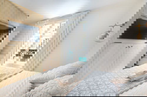 Photo 2 - Luxurious and new Apartment in the Center of Paris